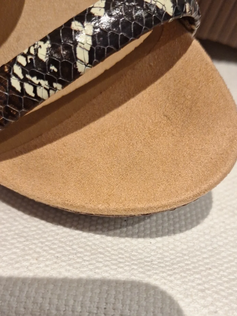 Vionic wedge sandals